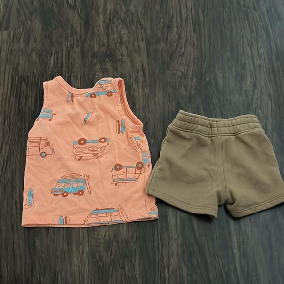 Baby Boys tank top and short outfit - size 12M - Picture 2 of 3